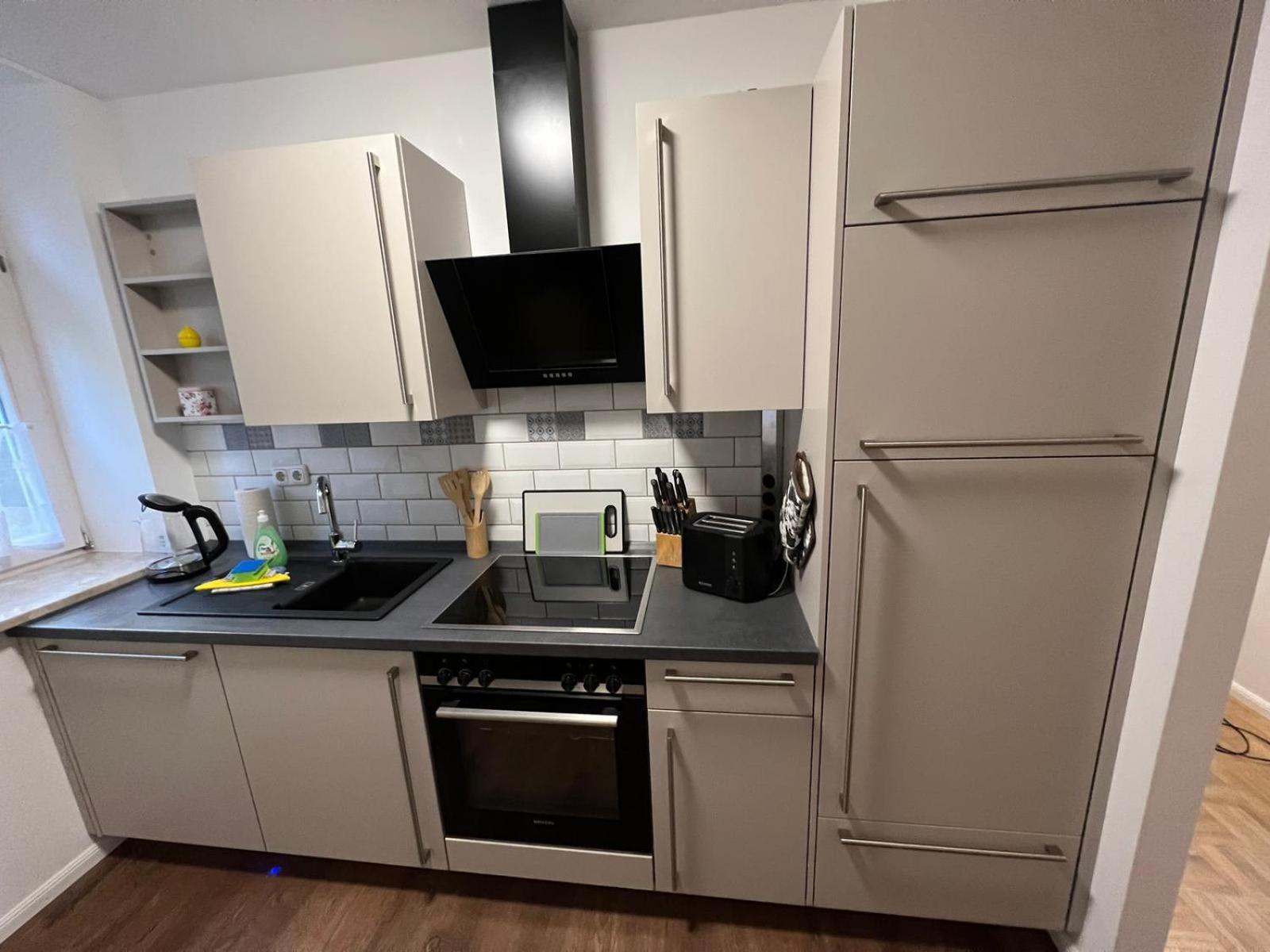 Apartment Bernstein Ruhig, Familienfreundlich Mit Garten Росток Екстериор снимка