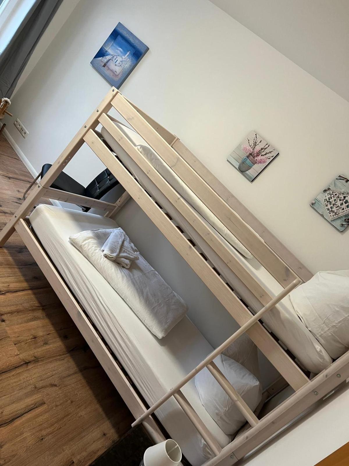 Apartment Bernstein Ruhig, Familienfreundlich Mit Garten Росток Екстериор снимка