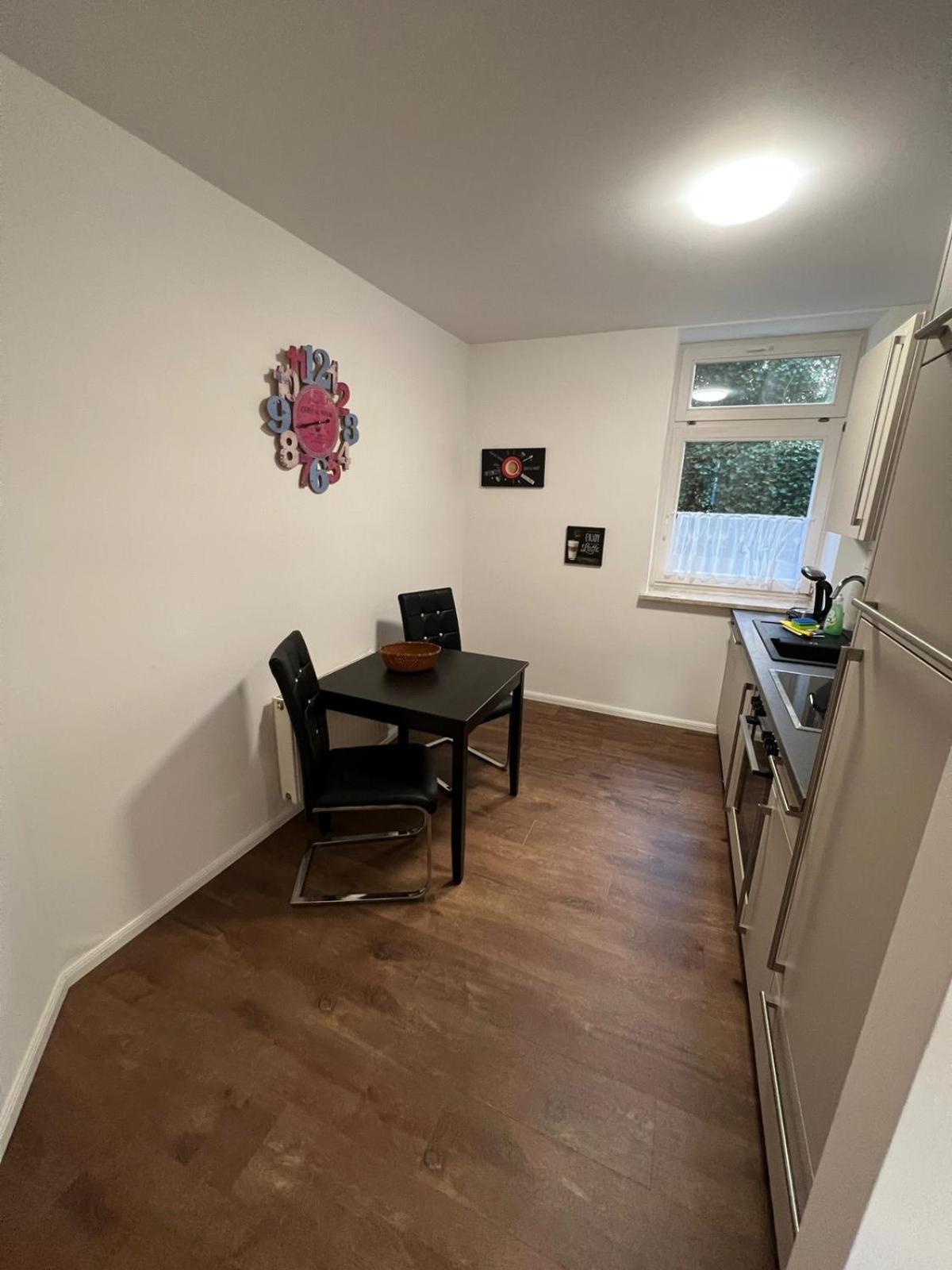 Apartment Bernstein Ruhig, Familienfreundlich Mit Garten Росток Екстериор снимка