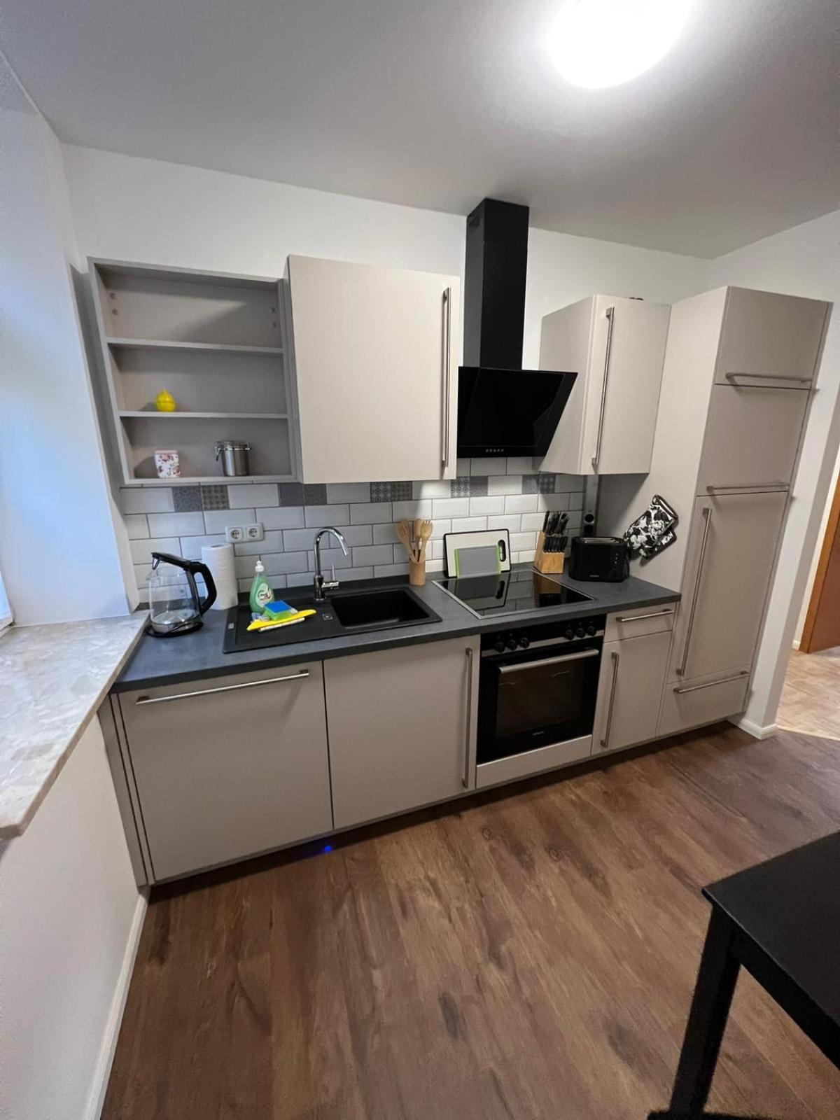 Apartment Bernstein Ruhig, Familienfreundlich Mit Garten Росток Екстериор снимка