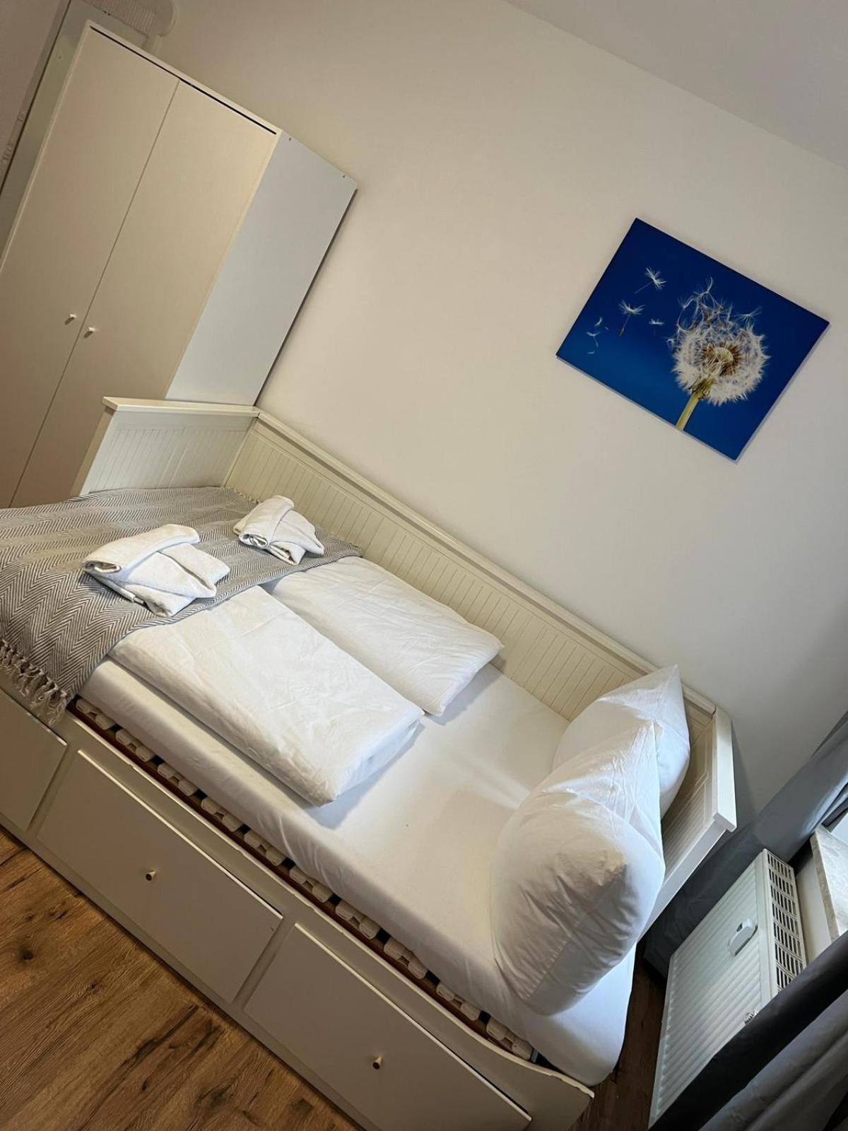 Apartment Bernstein Ruhig, Familienfreundlich Mit Garten Росток Екстериор снимка